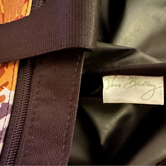 Vera Bradley Lighten Up Front Zip Tote in “Painted Feathers” NWOT - Picture 4 of 6